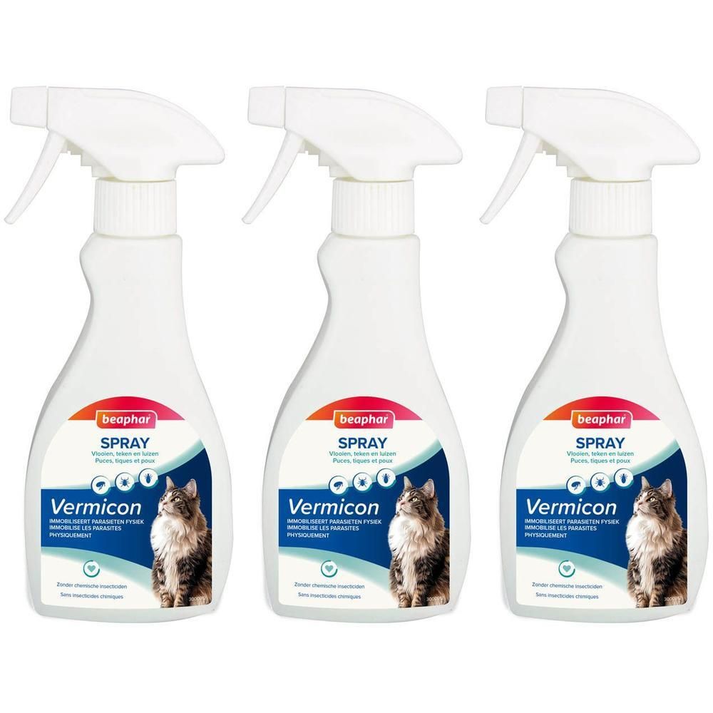 Drie Beaphar Vermicon Spray flacons voor katten. Witte spuitflessen met etiket.