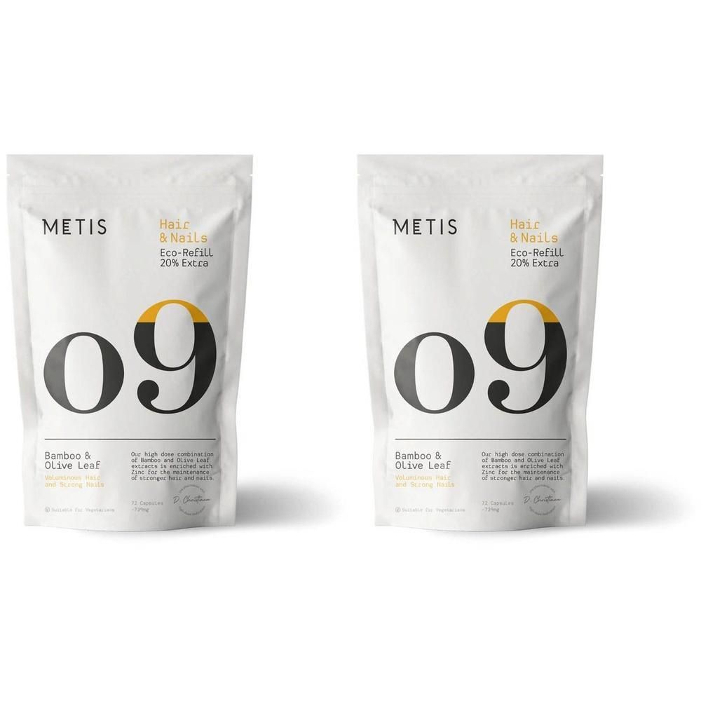 Twee witte zakjes Metis Hair & Nails Eco-Refill 09 Bamboo & Olive Leaf.