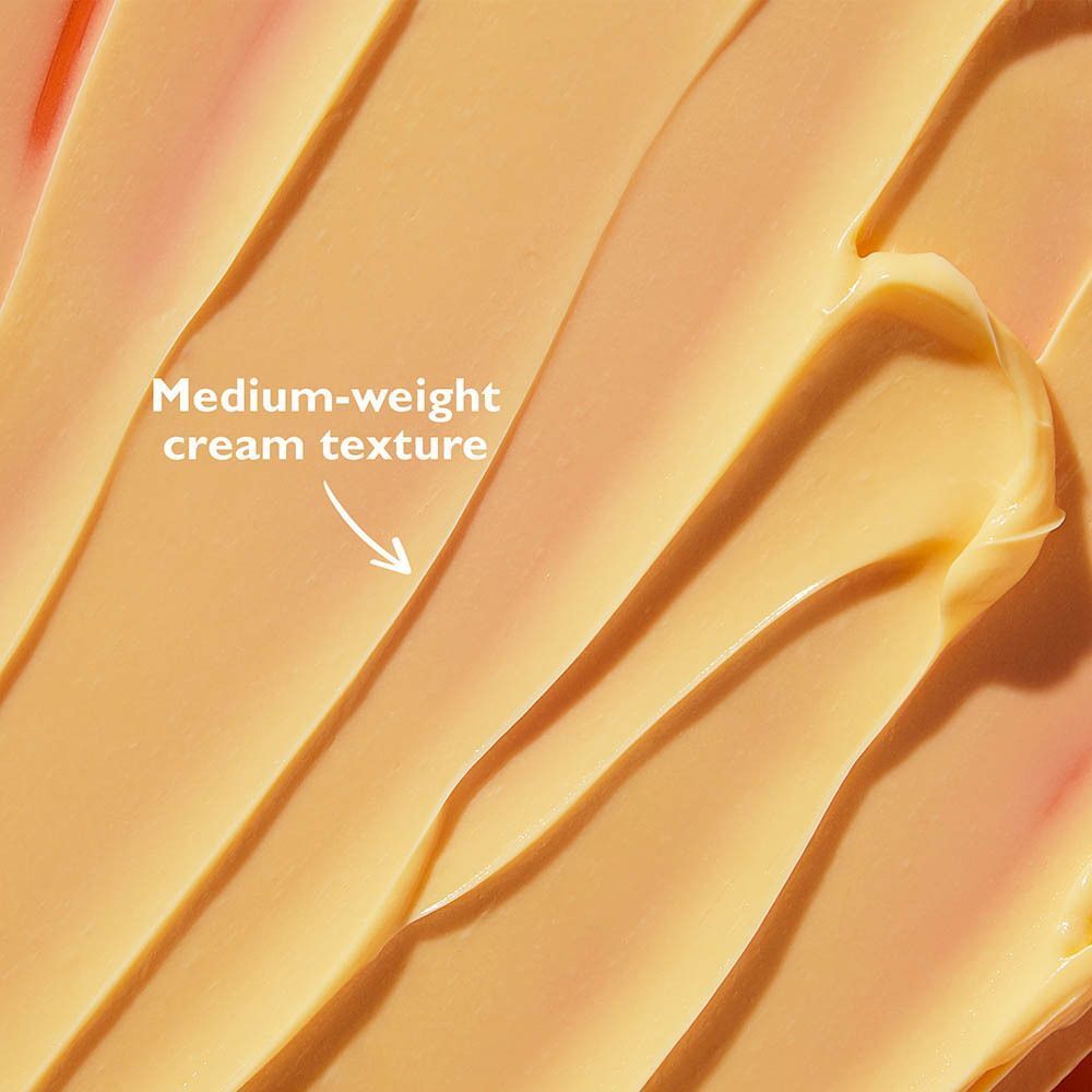 Gros plan sur la texture de crème moyenne du Peter Thomas Roth Potent C Brightening Vitamin C Moisturizer.