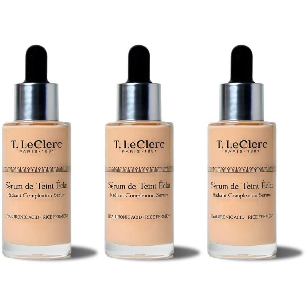 Drie flacons T. LeClerc Sérum de Teint Éclat met druppelsluiting.