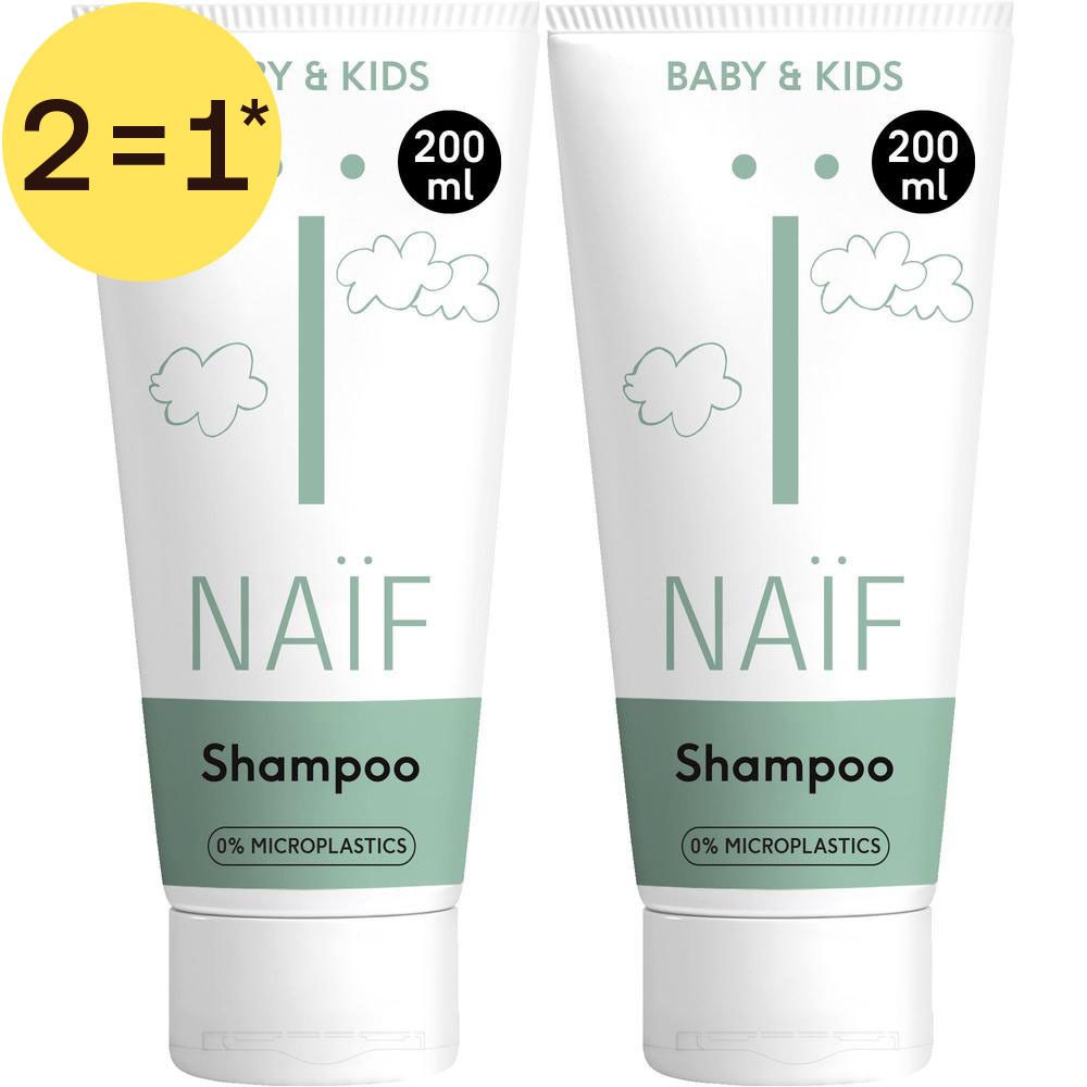 Twee tubes Naïf babyshampoo, elk 200 ml, met wolkjesmotief.