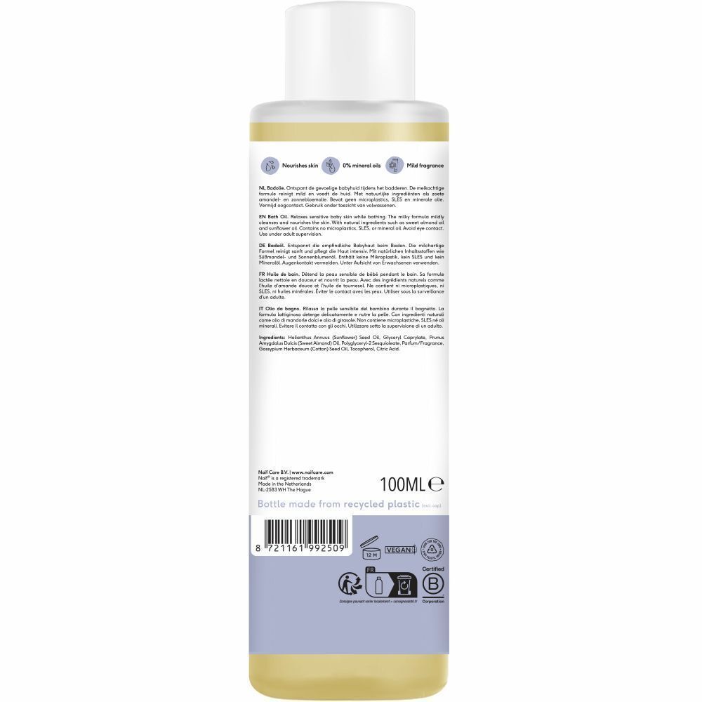 Drie Naïf producten: badolie, babycrème en nog een badolie.