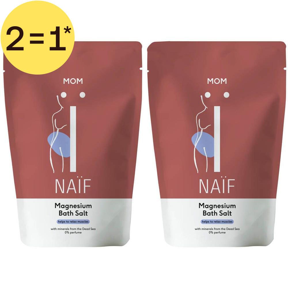 Twee zakken Naïf Magnesium Badzout voor moeders. Met een afbeelding van een zwangere vrouw.