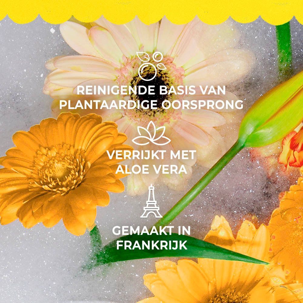 Bloemen en bladeren in schuim, Roger & Gallet "Gemaakt in Frankrijk" en "Plantaardige basis".