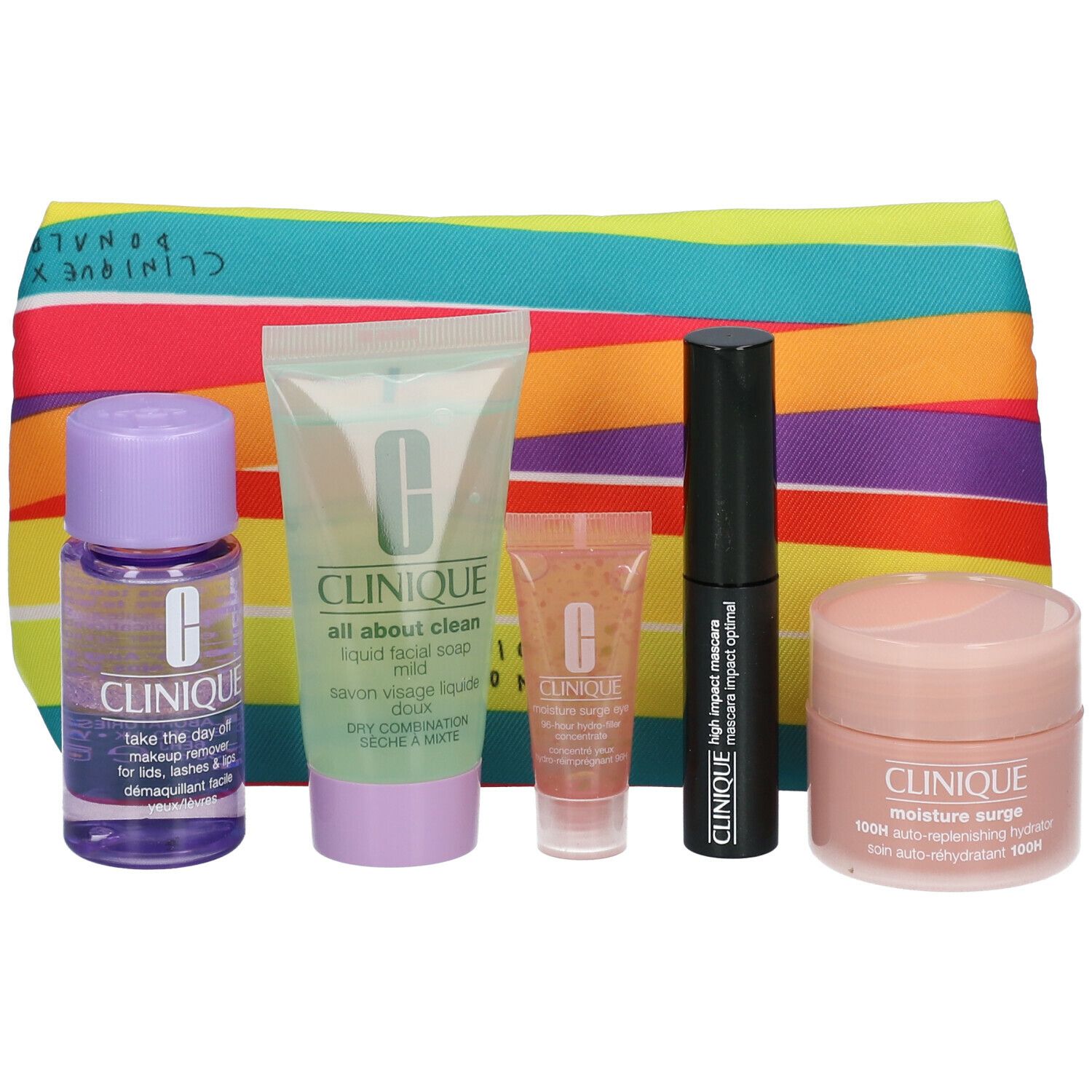 Clinique set met diverse producten, waaronder een roze crème, zwarte mascara en een gekleurde make-up tas.