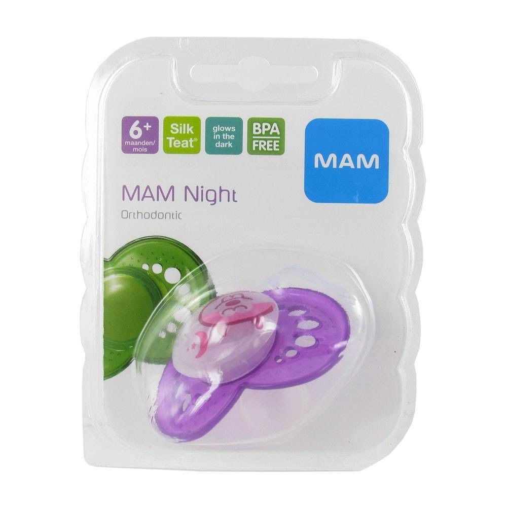 Verpakking met MAM Night fopspeen. Paarse en roze fopspeen, groen-witte verpakking. BPA-vrij, licht op in het donker.