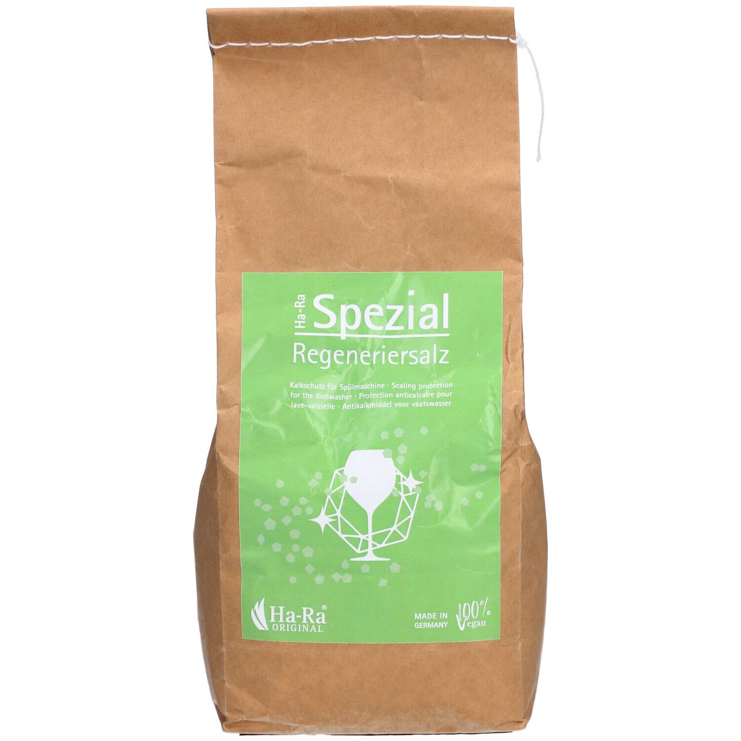 Sac en papier brun avec étiquette verte. Inscription : Ha-Ra Spezial Regeneriersalz. Label vegan.