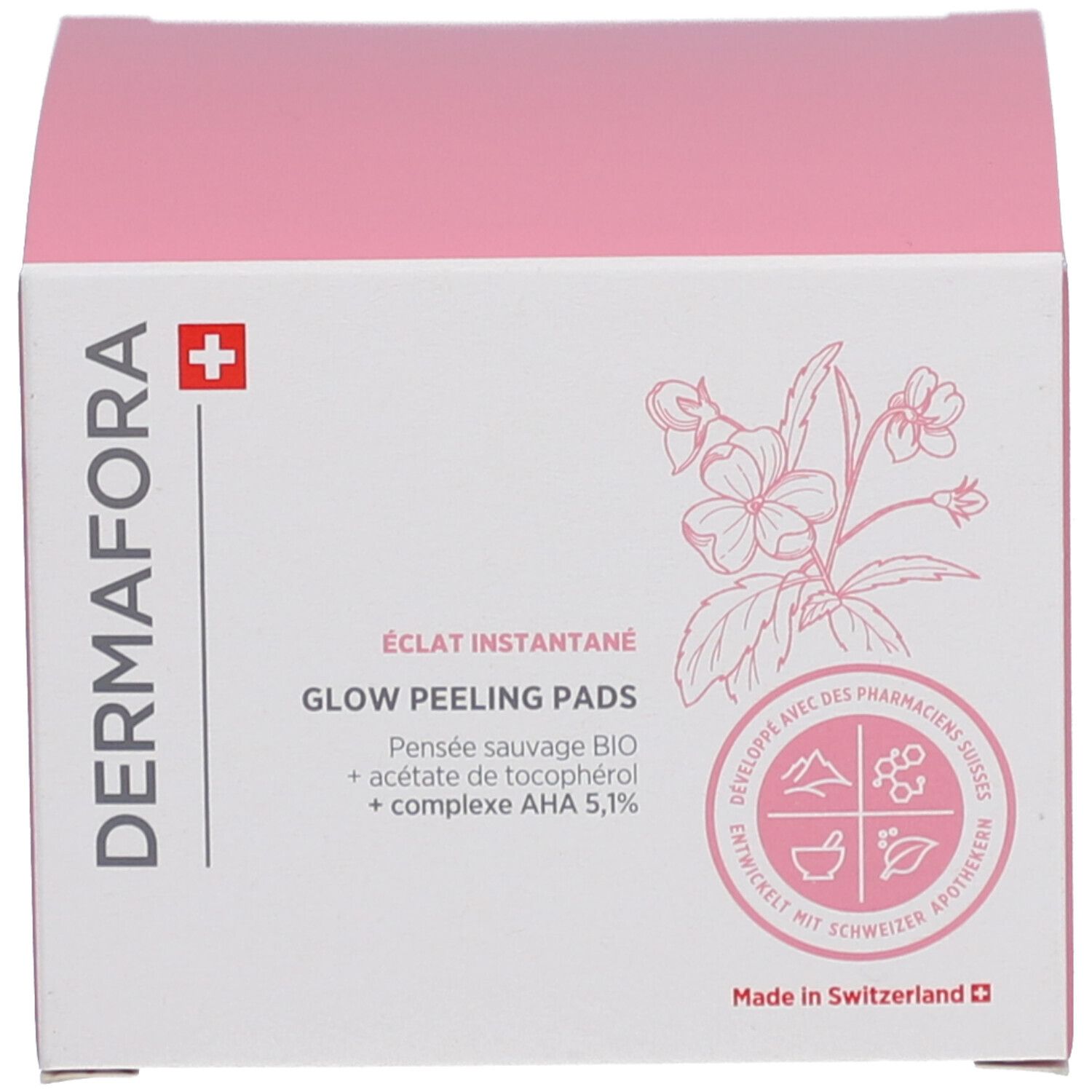 Productverpakking. Opschrift: Dermafora, Glow Peeling Pads. Met Zwitsers kruis.