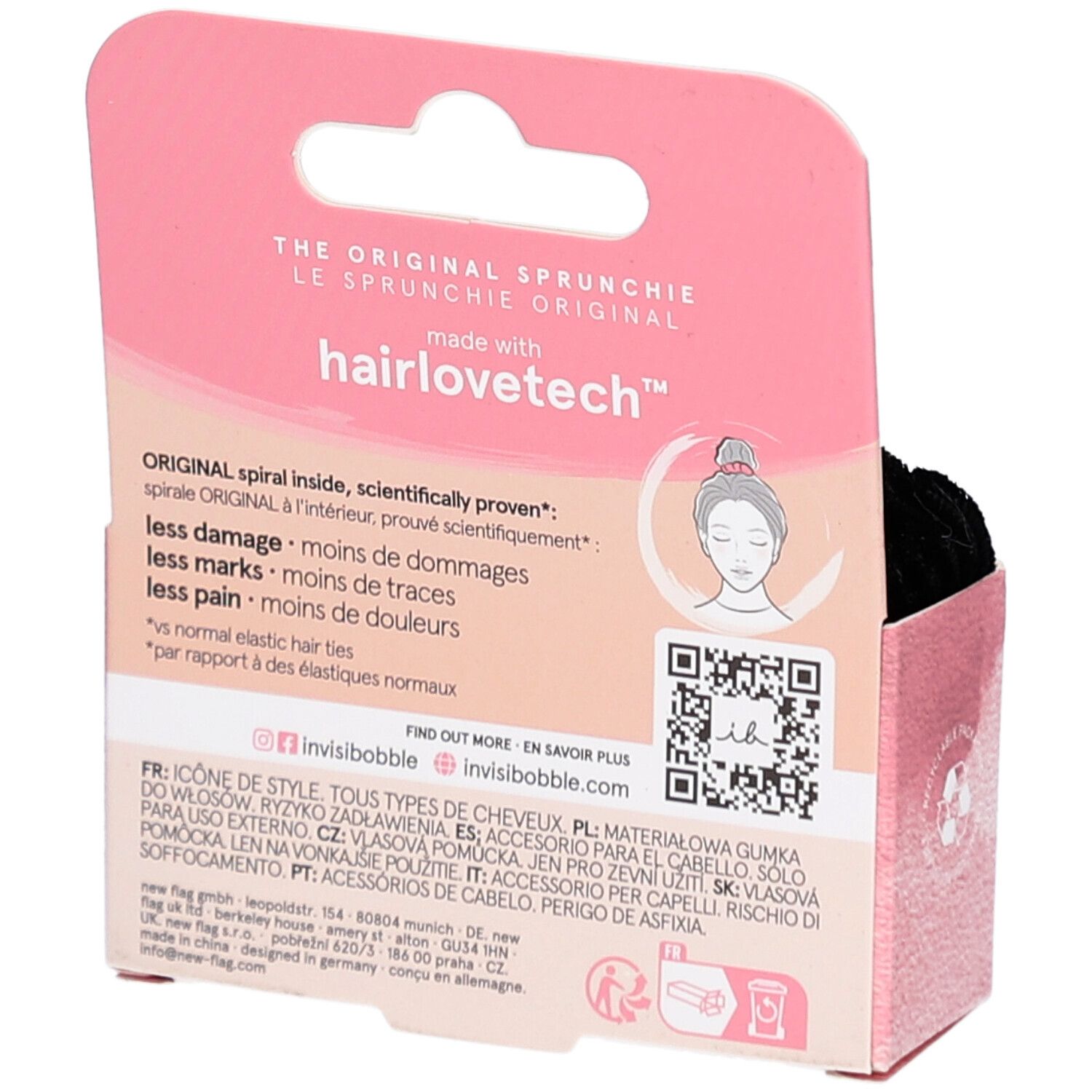 Achterkant van de INVISIBOBBLE verpakking. Tekst: "hairlovetech". Informatie over voordelen en QR-code. Meertalige tekst.