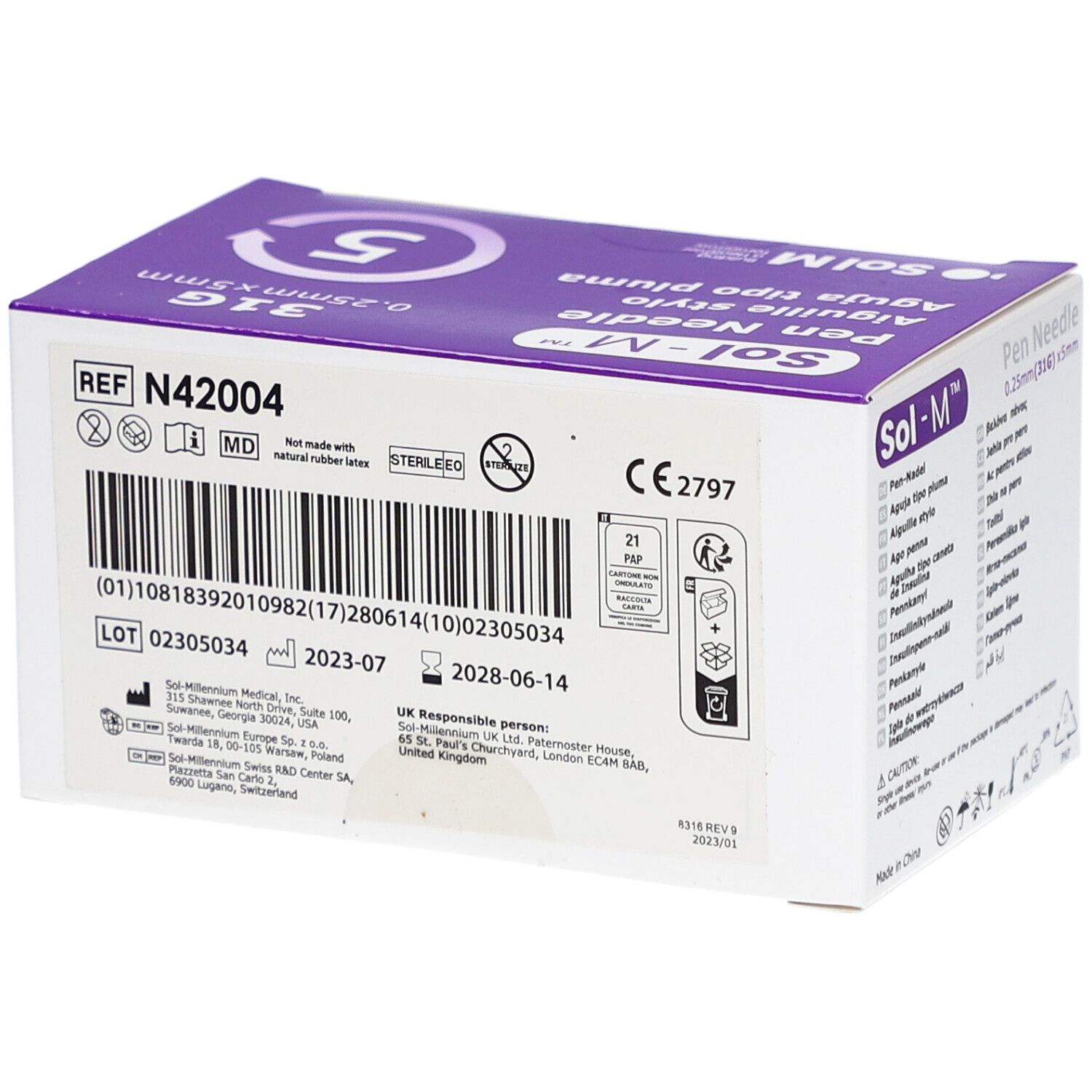 Achterkant van de Sol-M Pen Needle-verpakking. Informatie, lotnummer, vervaldatum, CE-markering.
