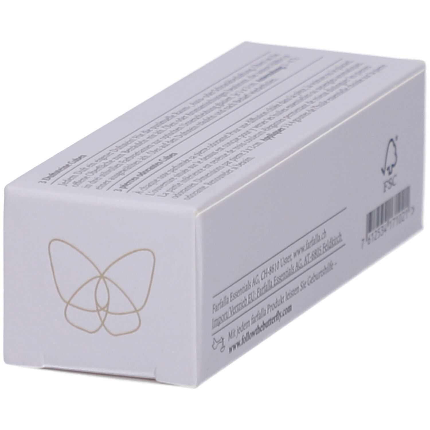 Boîte blanche, vue oblique. Texte : farfalla Essentials AG, logo FSC, code-barres. Inscription : www.followthebutterfly.com.