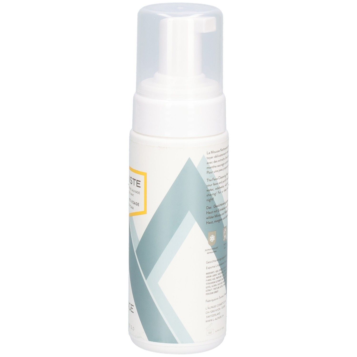 Flacon blanc avec pompe. Inscription: L'ALPINISTE, mousse nettoyante visage. Graphique jaune et bleu. Dos avec texte.