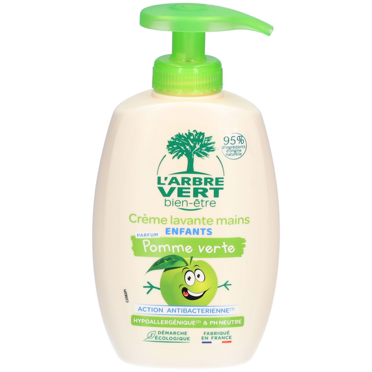 Flacon de savon pour enfants. Inscription: L'ARBRE VERT, bien-être, Crème lavante mains enfants, Pomme verte. Illustration de pomme verte.