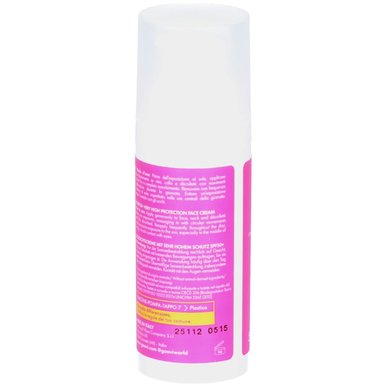 Witte fles met roze etiket. Meertalige tekst. Opschrift: GOOVI, Lovers in the Sun, Crème Viso Protezione Molto Alta SPF 50+.