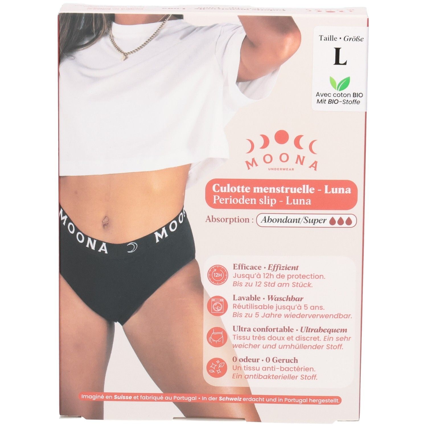 Verpakking met zwarte MOONA menstruatieslip Luna, maat L. Opschriften: merk, productnaam, maat, absorptie, biologisch katoen.
