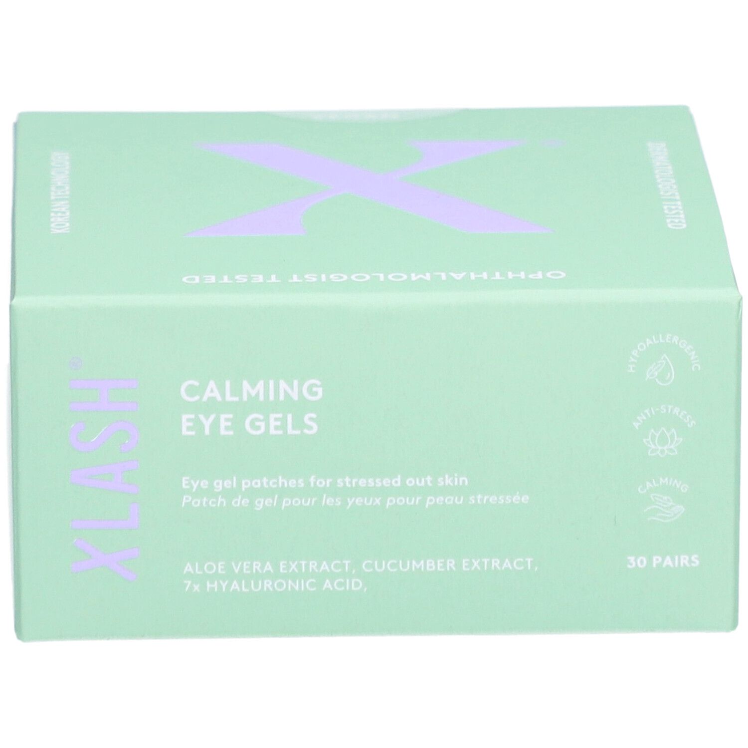 Boîte vert clair avec logo « X » violet. Inscription : « Calming Eye Gels ». Contient 30 paires. Ingrédients : Aloe Vera, extrait de concombre, acide hyaluronique.