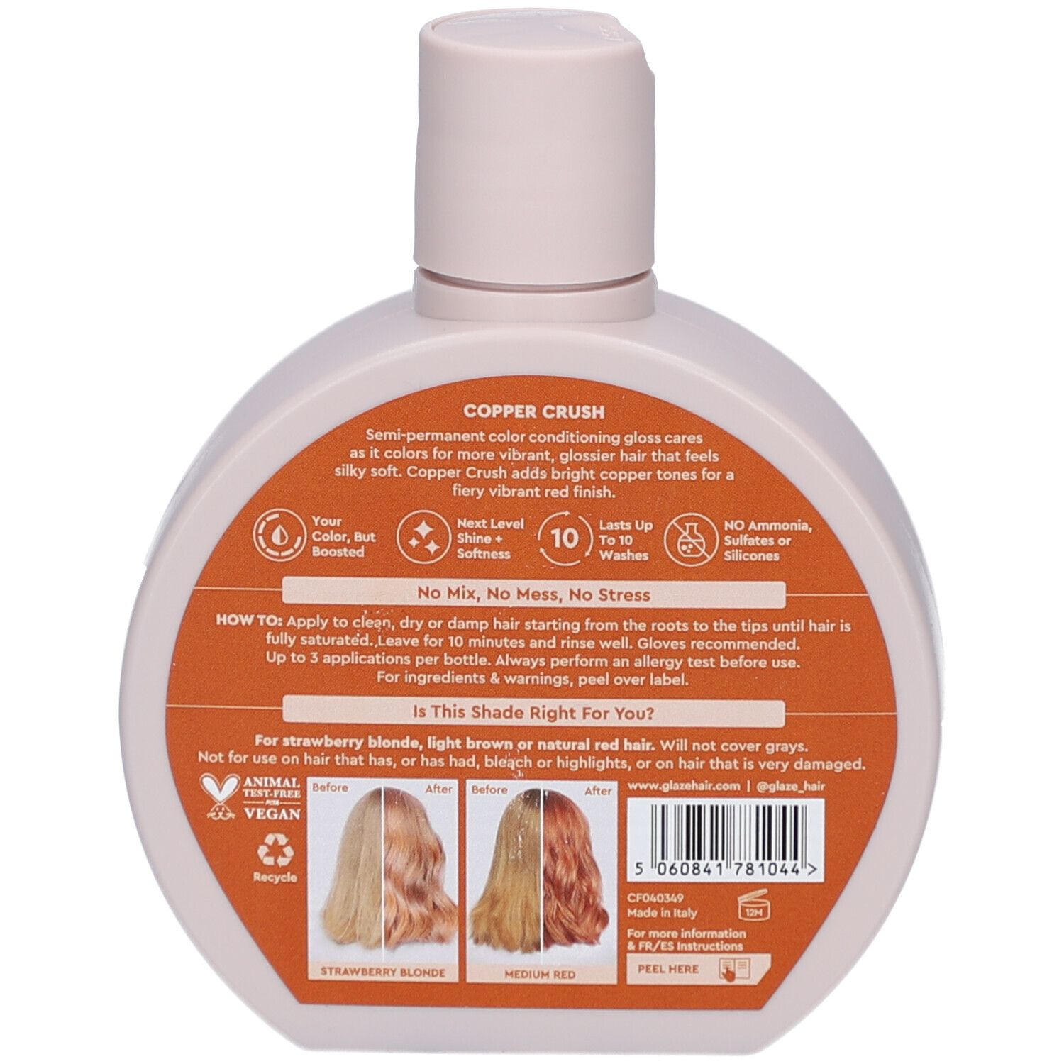 Achterkant van de fles kleurverdiepende gloss. Tekst en afbeeldingen. Koperkleurig etiket.