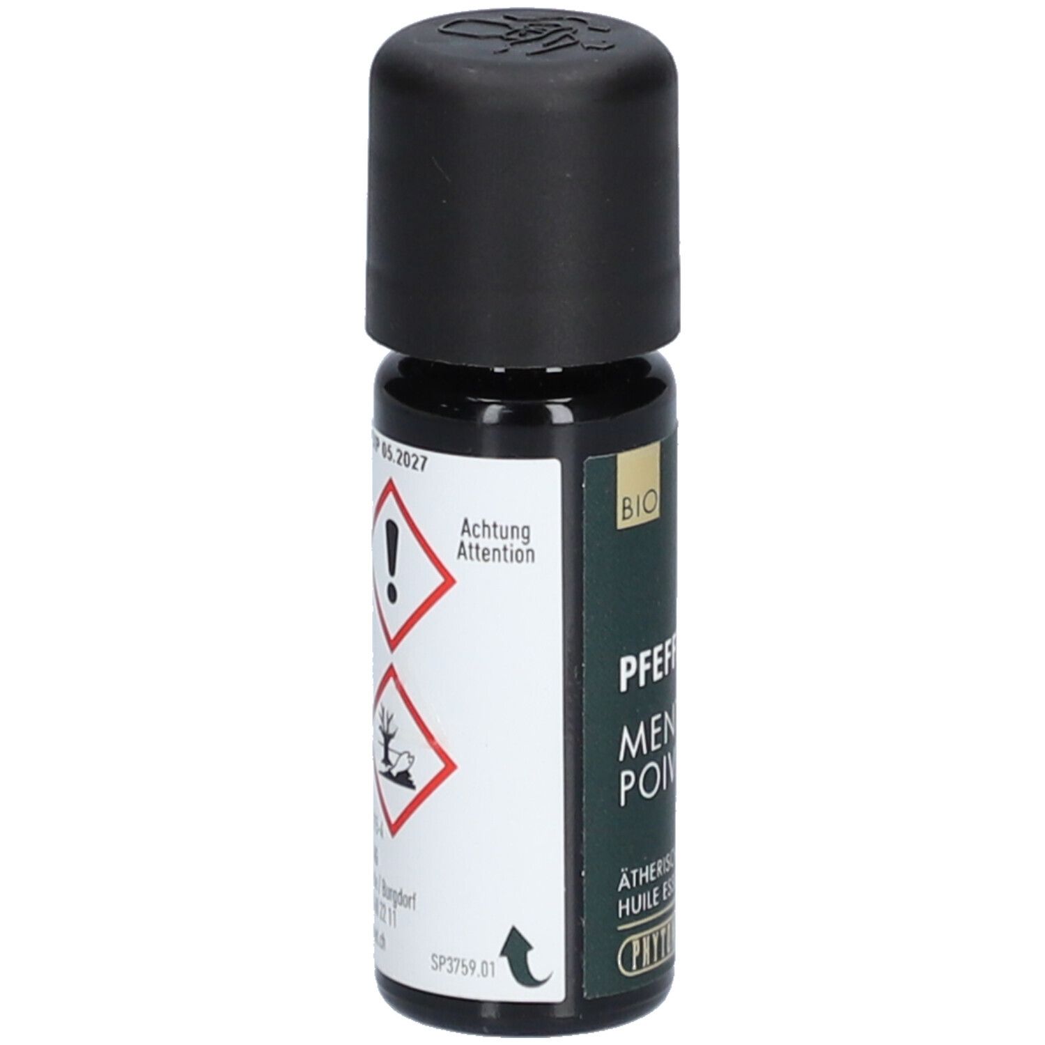Donkere glazen fles met zwarte dop. Etiket met waarschuwingssymbolen. Tekst: Achtung, Mentha Piperita. BIO-label.