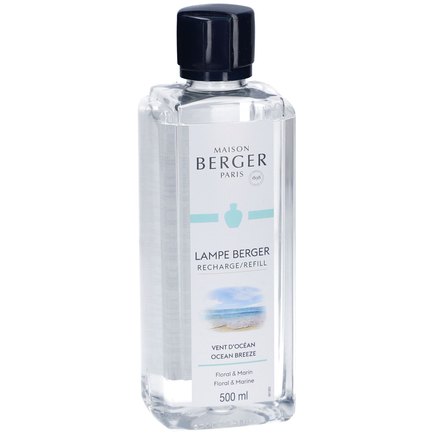 Liquide clair dans une bouteille rectangulaire avec bouchon noir. Inscription: Maison Berger Paris, Lampe Berger, Ocean Breeze.