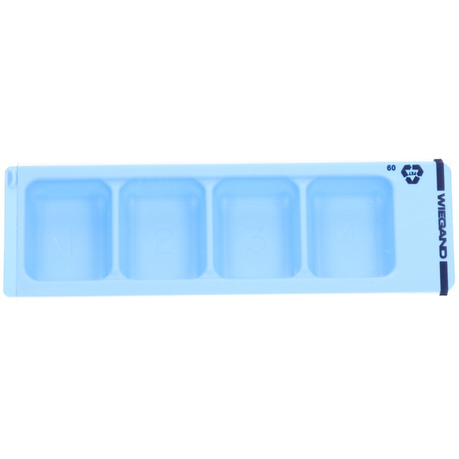 Blauwe medicijndispenser met vier vakken. Opschrift "WIEGAND". Recycling symbool.