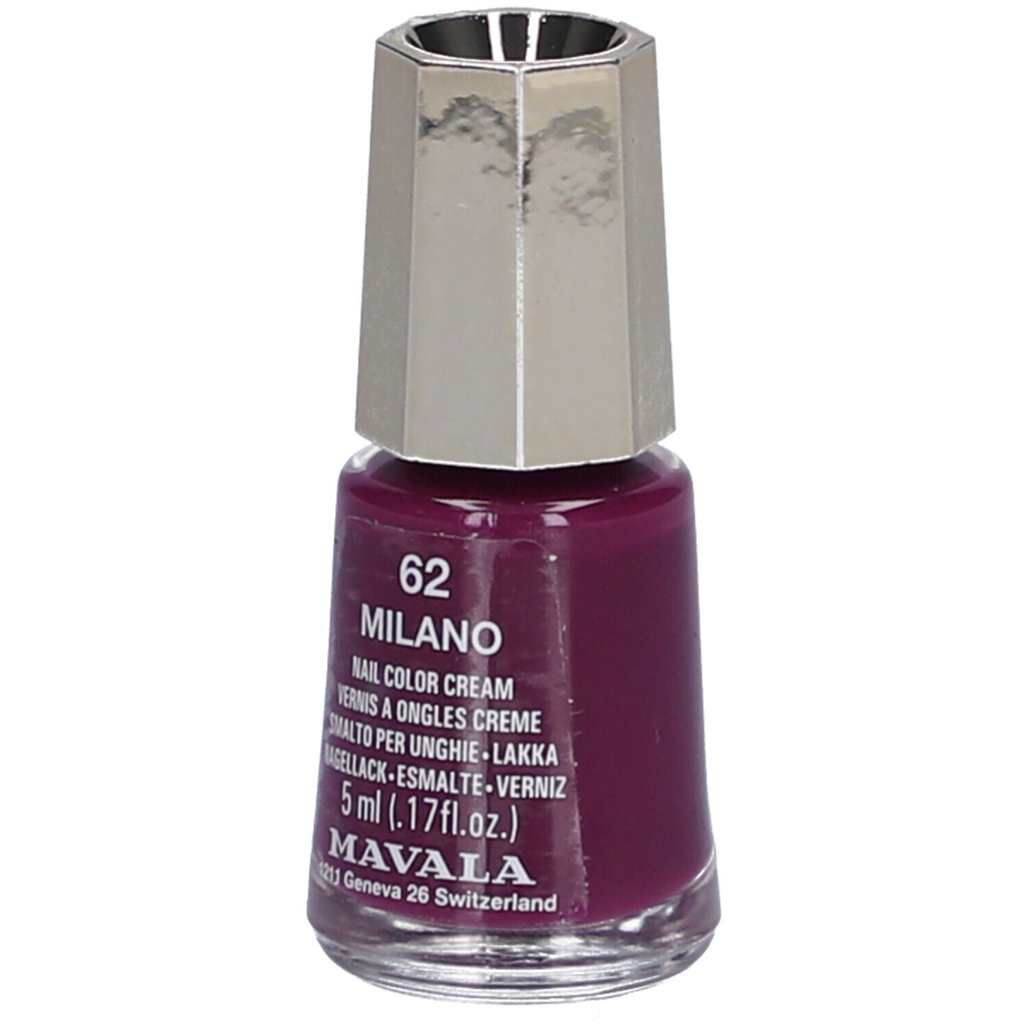 Flacon de vernis à ongles rouge foncé avec bouchon argenté. Inscription : 62 MILANO, Nail Color Cream, 5 ml, MAVALA.