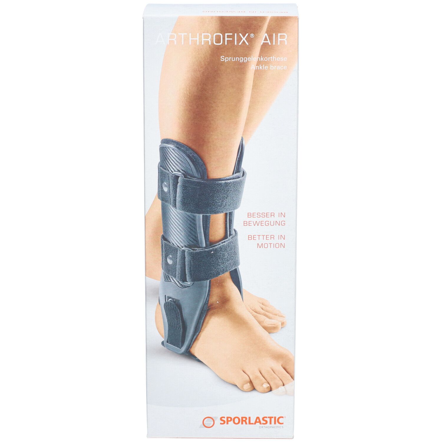 Sporlastic Arthrofix® Air enkelbrace op verpakking. Enkelbrace op been. Productafbeelding.