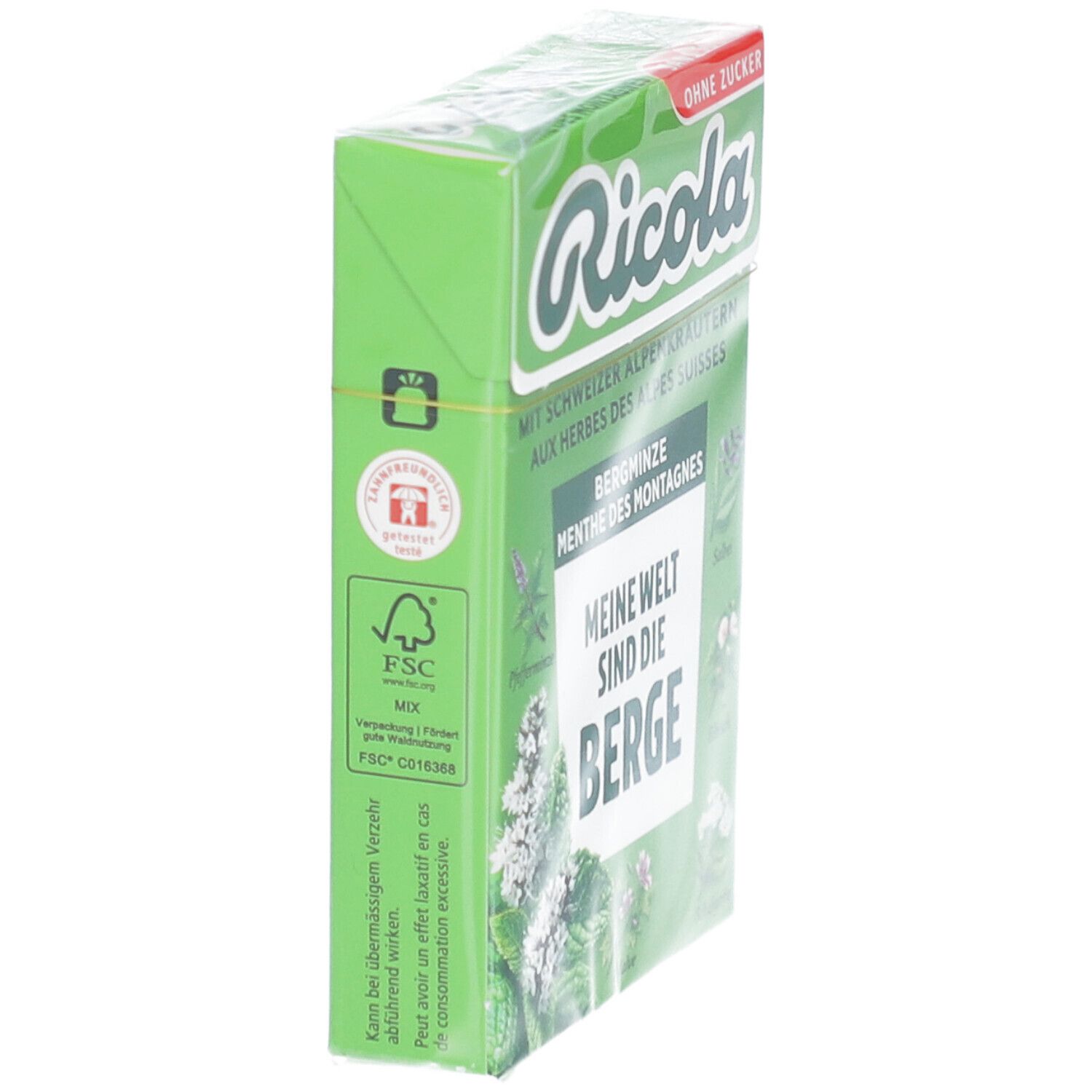 Groene Ricola-verpakking, zijaanzicht. Logo en tekst zichtbaar. FSC-certificering en 'Zonder suiker' sticker.