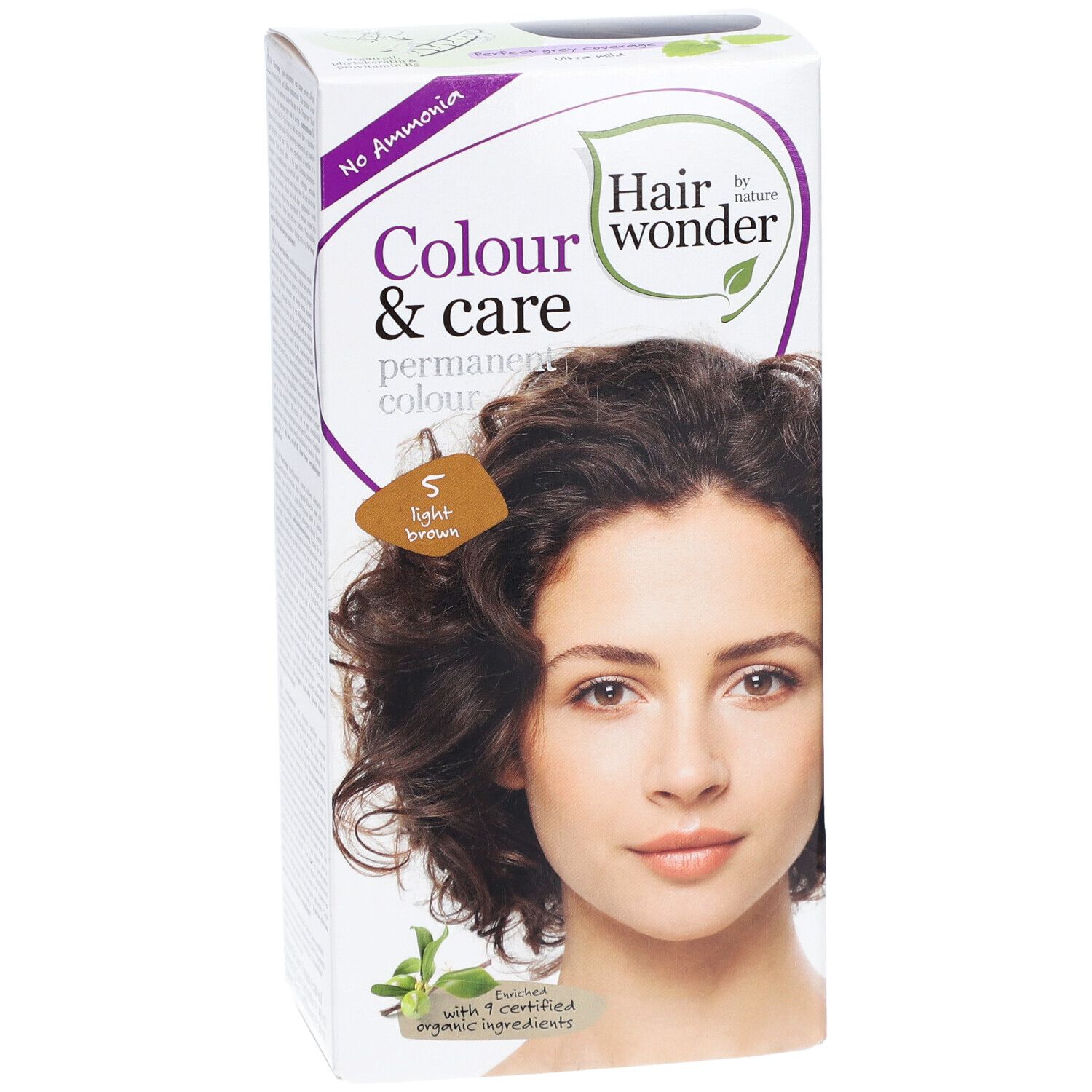 Verpakking van permanente haarkleur. Opschrift: Colour & care. Afbeelding van een vrouw met bruin haar. Kleur: 5 lichtbruin. Zonder ammoniak.