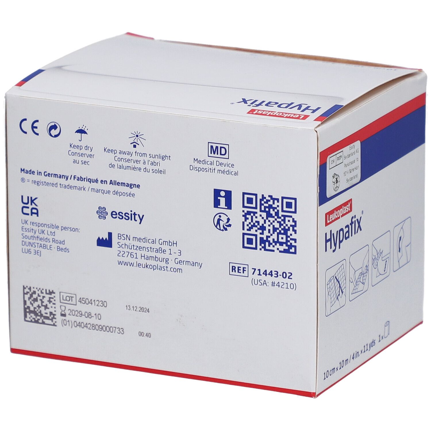 Doos Hypafix. Opschriften: Leukoplast, 10 cm x 10 m, MD, CE-markering. Achterkant met info en QR-code.