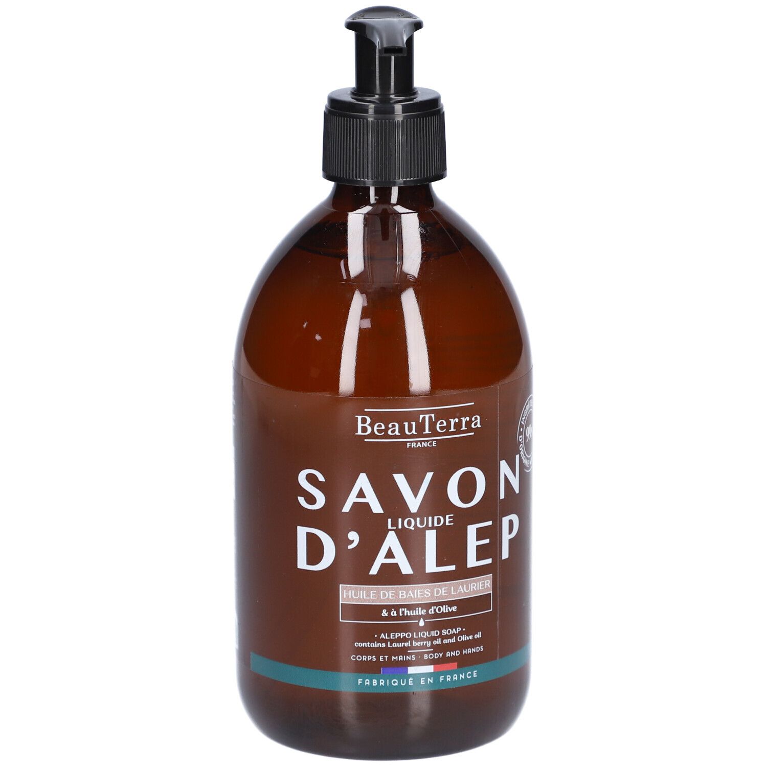 Flacon marron avec pompe noire. Inscription: Savon d'Alep, BeauTerra. Contient de l'huile de laurier et de l'huile d'olive.