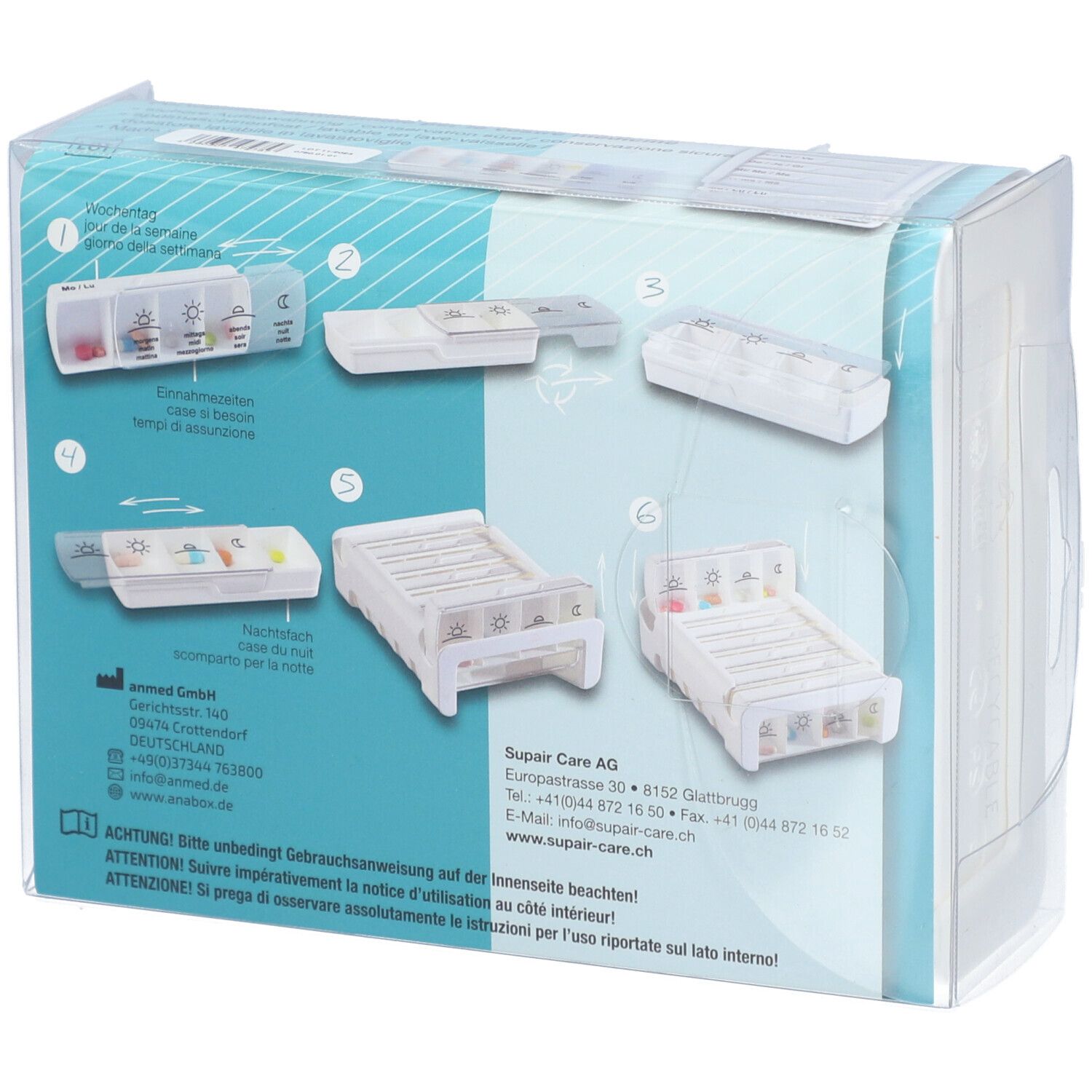 Achterkant van de verpakking met illustraties van de pillenbox. Bevat informatie en instructies. Transparante verpakking.