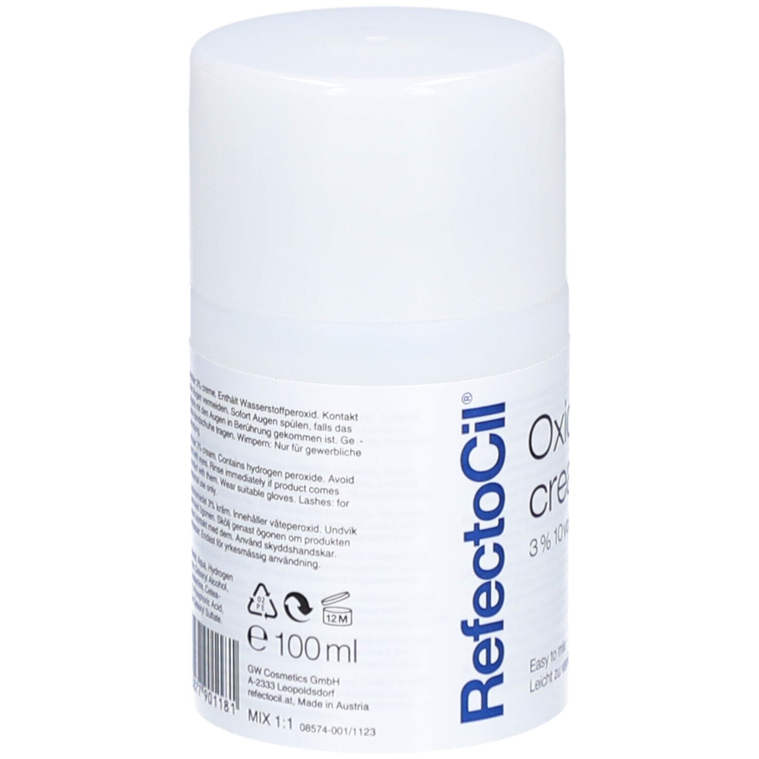 Witte fles met productnaam en tekst. Tekst: Oxidant cream 3% 10 vol. Logo RefectoCil. Achterkant met tekst.