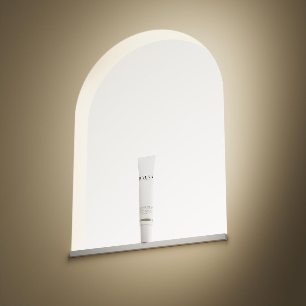 Witte tube in een nis. Opschrift: JUVENA. Productnaam onleesbaar.