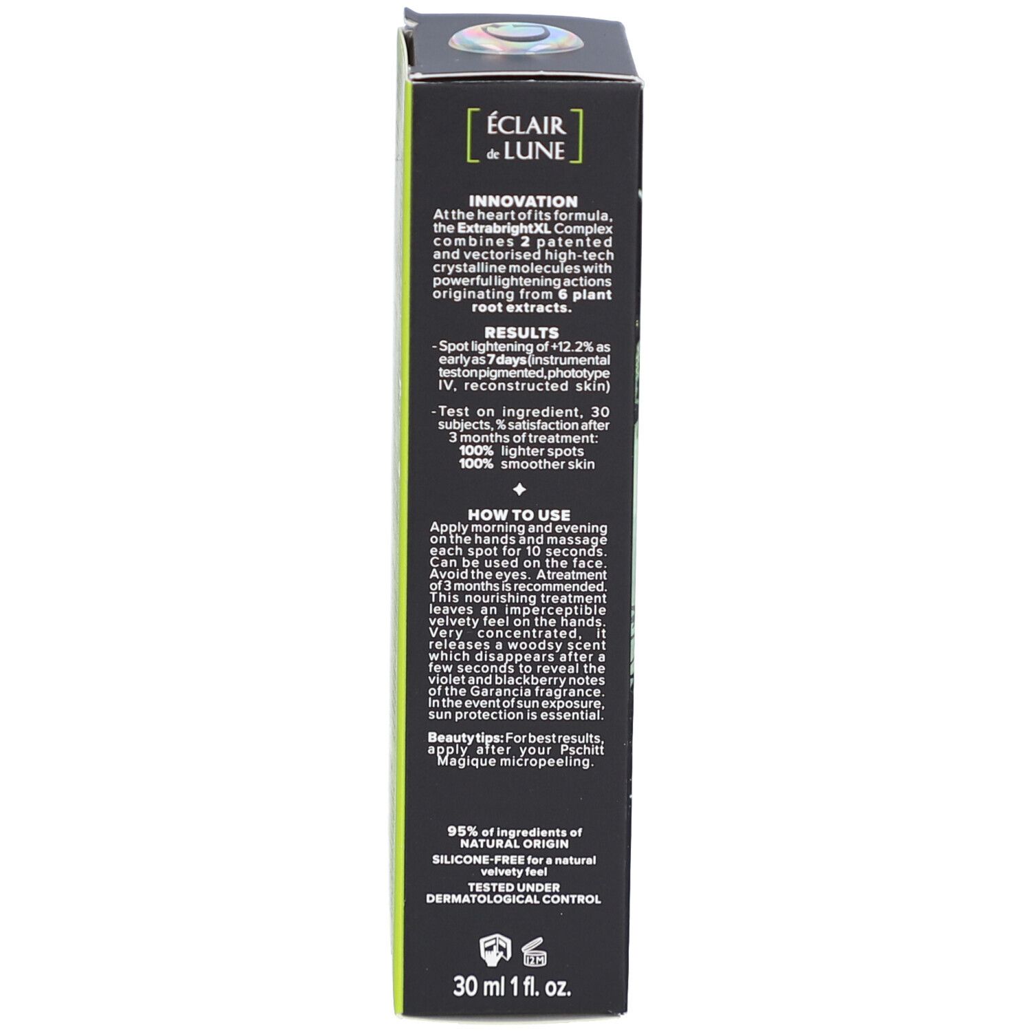 Emballage du produit. Vue latérale avec texte et informations sur le produit. Fond noir.