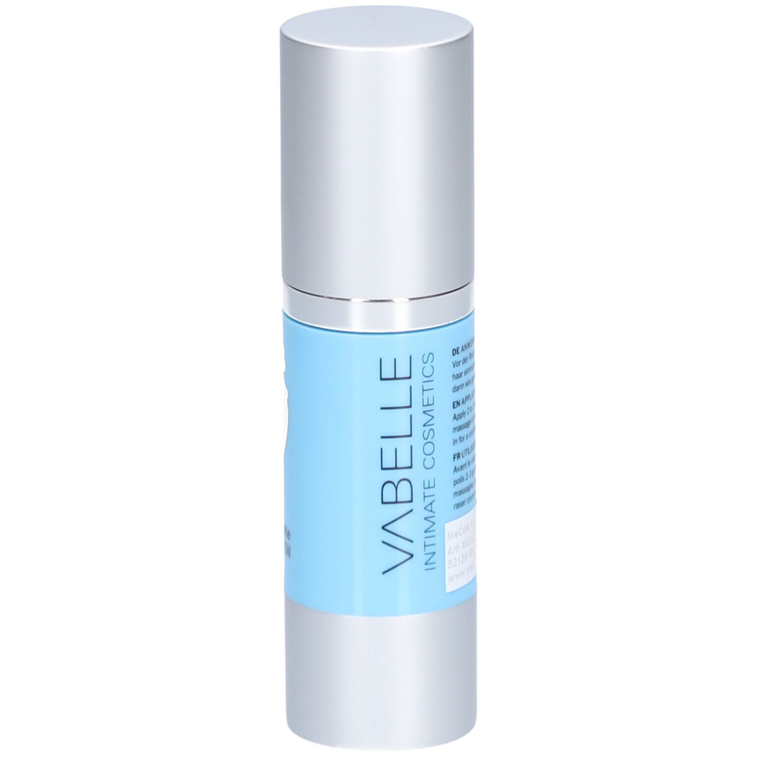 Cilindrische fles met zilveren dop. Lichtblauwe sticker met tekst en zilver silhouet. Merk: VABELLE INTIMATE COSMETICS.