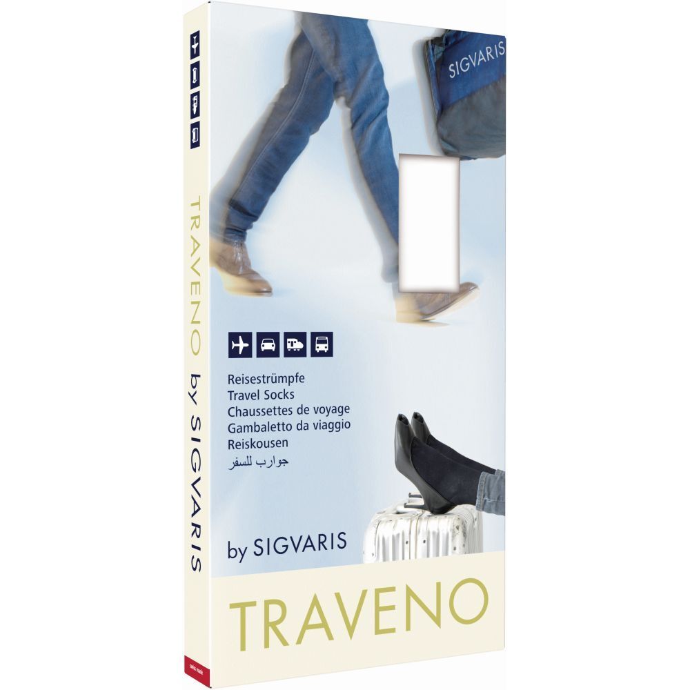 Verpakking van SIGVARIS TRAVENO reissokken. Opschrift: TRAVENO by SIGVARIS, reissokken, etc. Afbeeldingen van mensen en bagage.