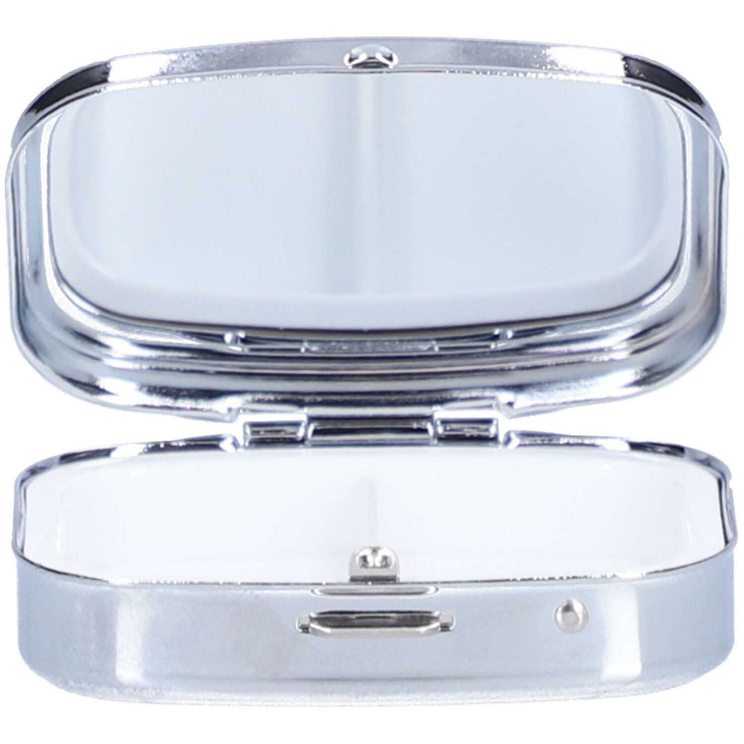 Open pillendoos met twee compartimenten. Witte binnenkant, zilverkleurige metalen behuizing met spiegel in deksel.