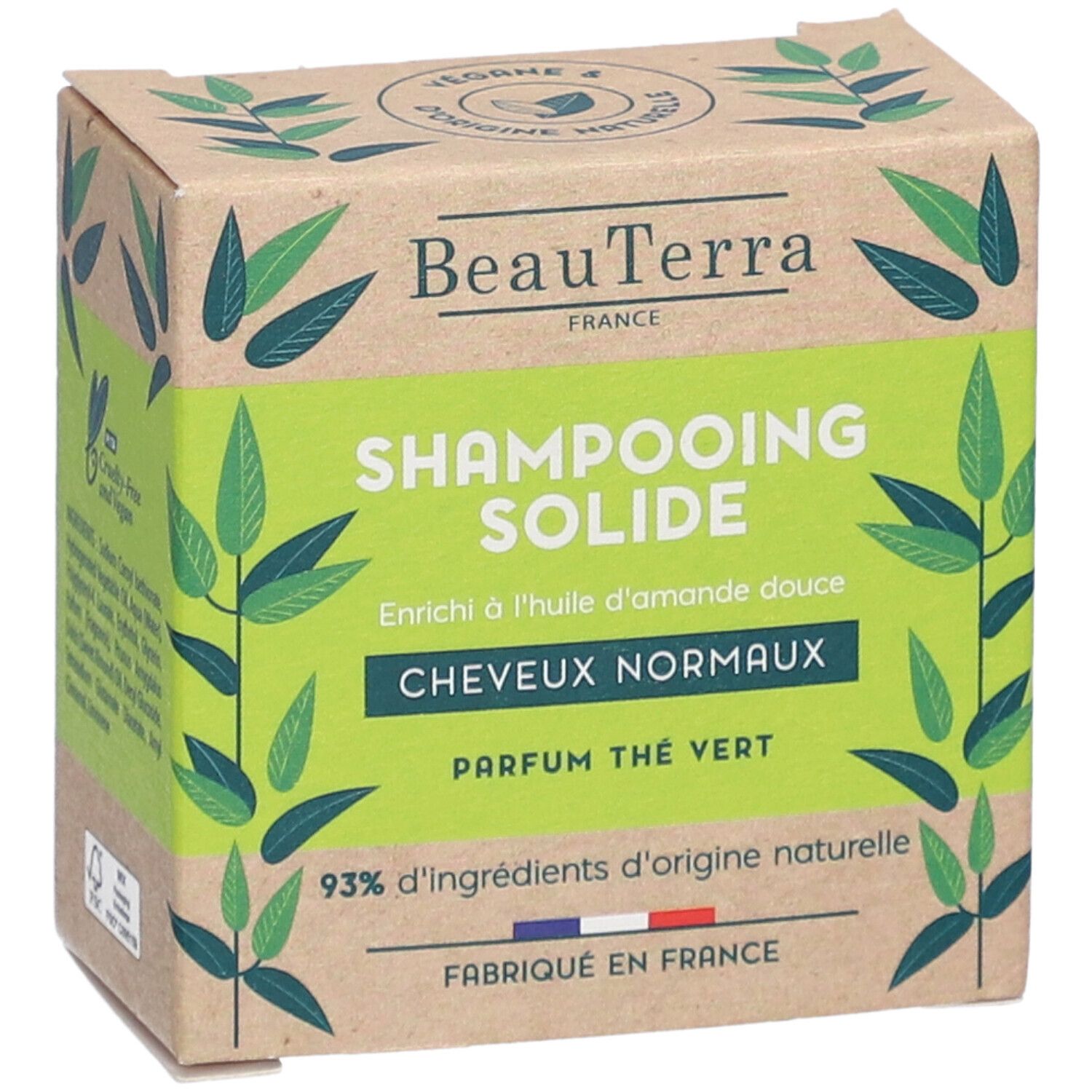 Kartonnen doos met groen etiket. Tekst: BeauTerra, Shampooing Solide, Cheveux Normaux, Parfum Thé Vert. 93% d'ingrédients d'origine naturelle.
