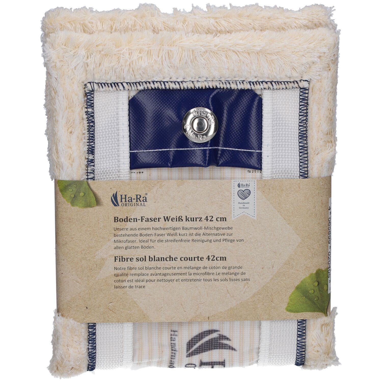 Vloervezel 42cm, wit, kort. Rechthoekige vezel met blauwe sluiting en drukknop. Verpakt met papieren band.