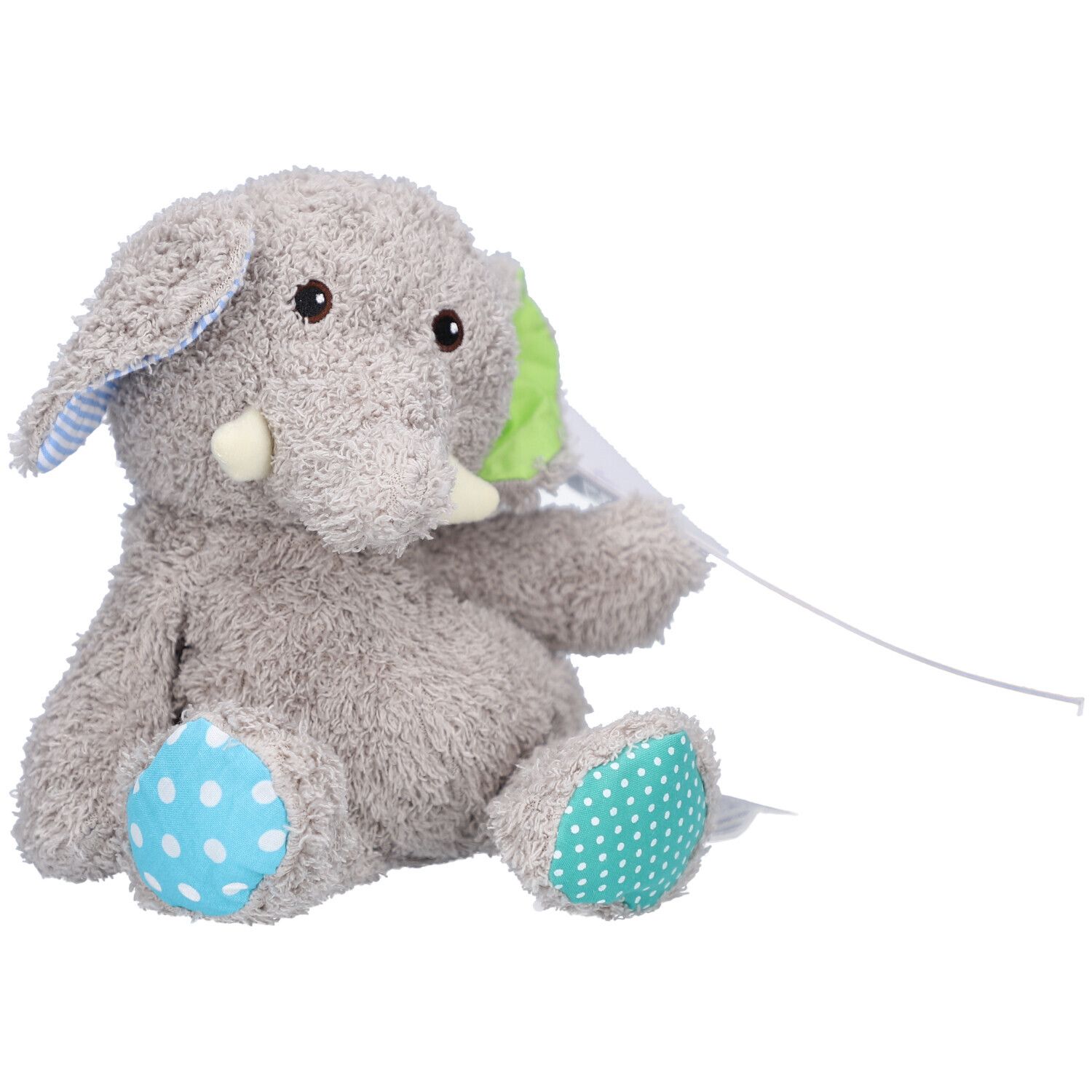 Grijze stoffen olifant met blauwe en groene accenten. Label. Zittende positie.