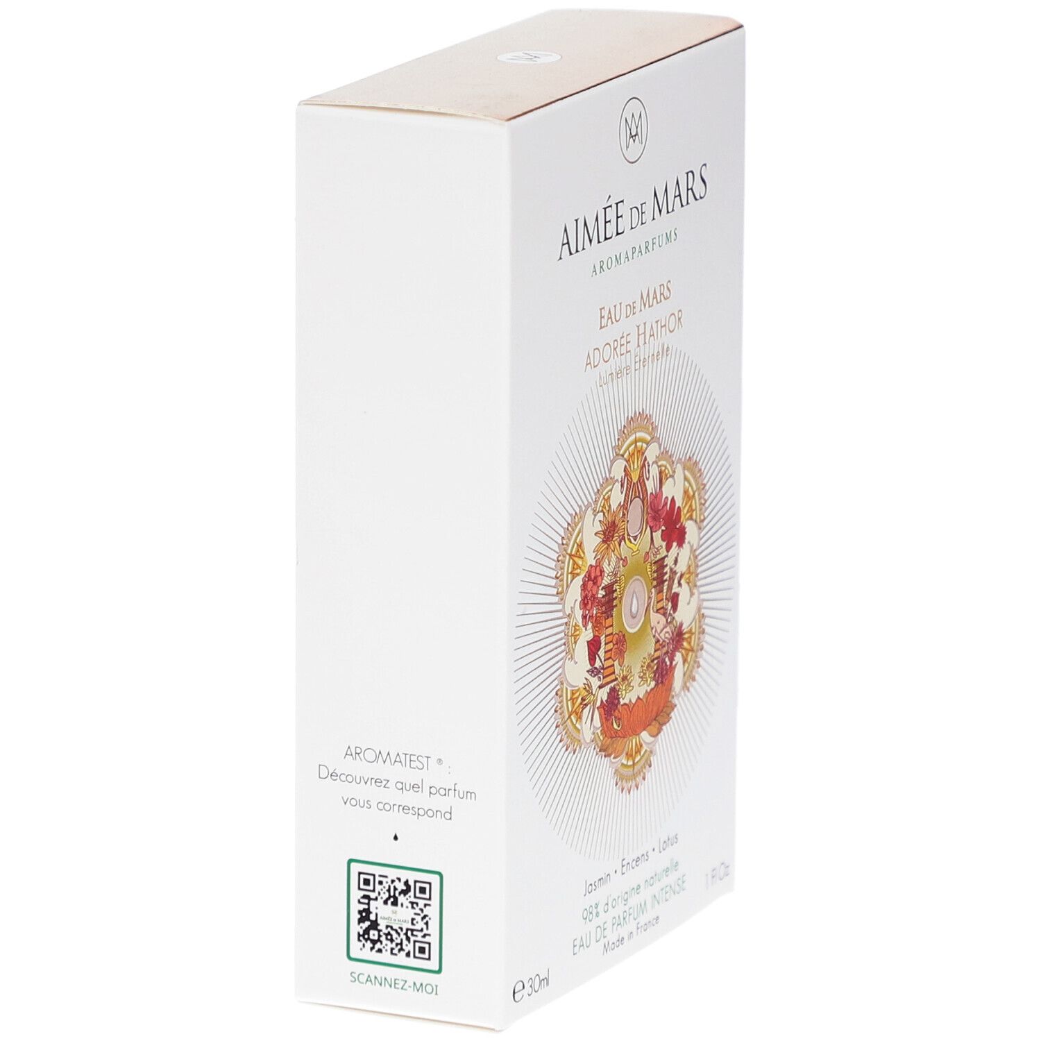 Aimée de Mars® Adorée Hathor Eau de Parfum. Witte doos, bloemenontwerp. QR-code en tekst.
