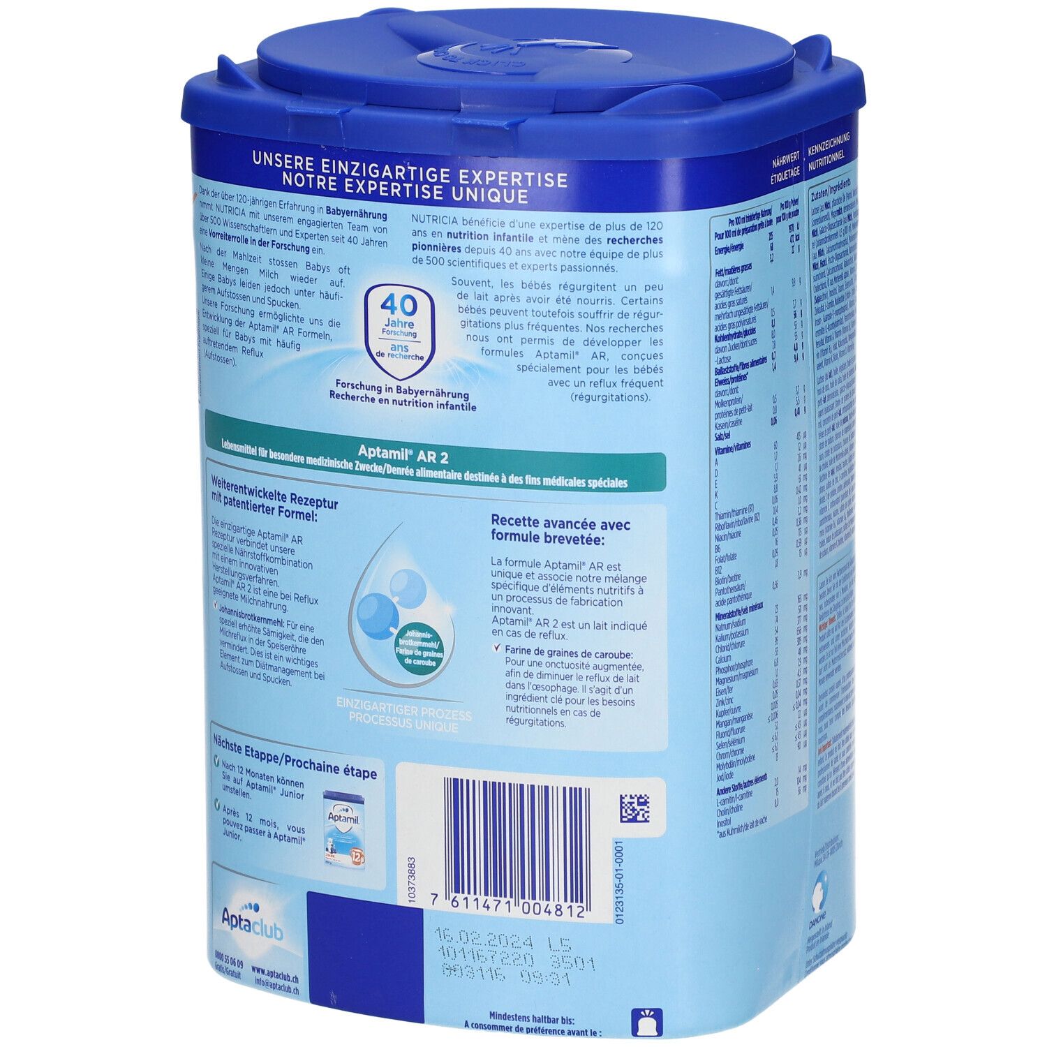 Achterkant van de Aptamil AR 2-verpakking. Tekstinformatie, inclusief recept met formule. Barcode en logo.