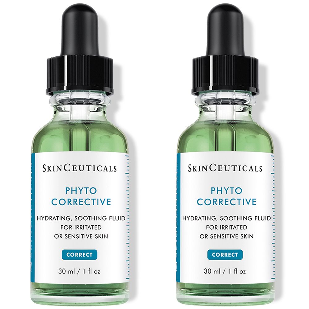 Deux flacons de liquide verdâtre. Inscription : SkinCeuticals Phyto Corrective. Avec compte-gouttes et étiquette bleue.