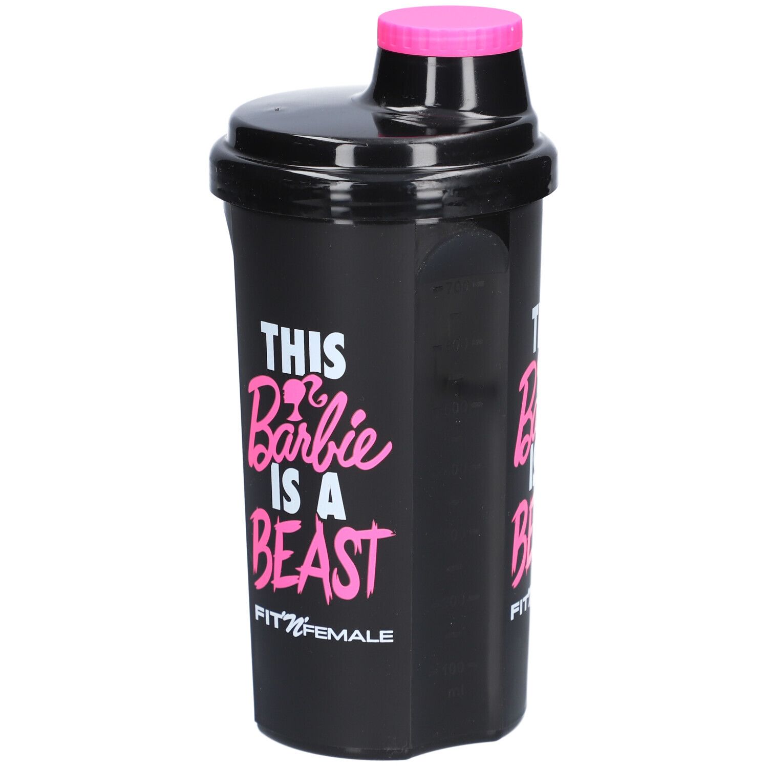 Shaker noir avec couvercle rose. Inscription : THIS Barbie IS A BEAST. Marque : FIT'N'FEMALE.