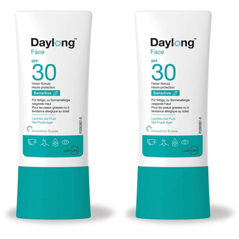 Twee tubes Daylong Face SPF 30. Witte tubes met turquoise basis. Opschrift: Face, SPF 30, Sensitive. Zwitsers innovatielogo.