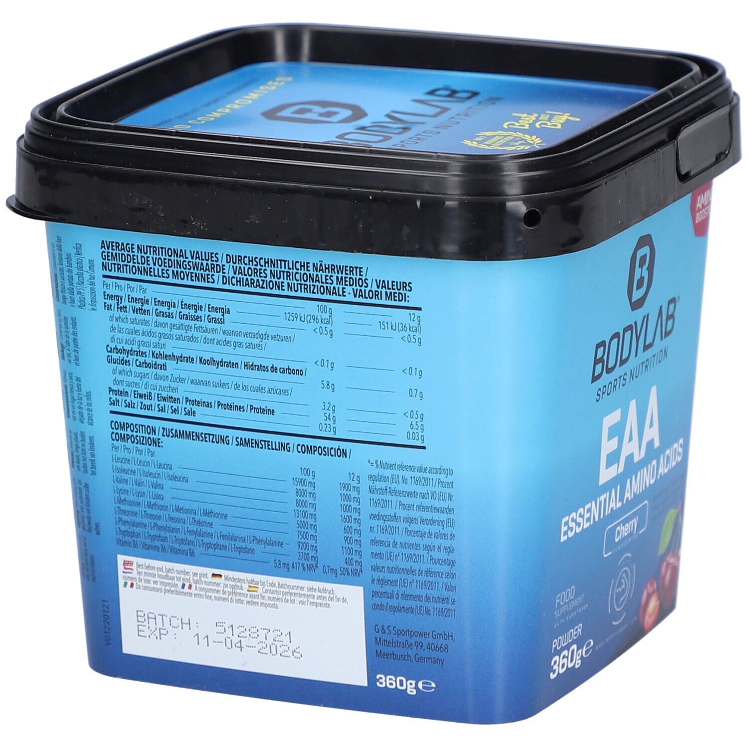 Dos du seau bleu avec couvercle noir. Informations nutritionnelles et ingrédients. Inscription : BODYLAB EAA Essential Amino Acids, cerise.