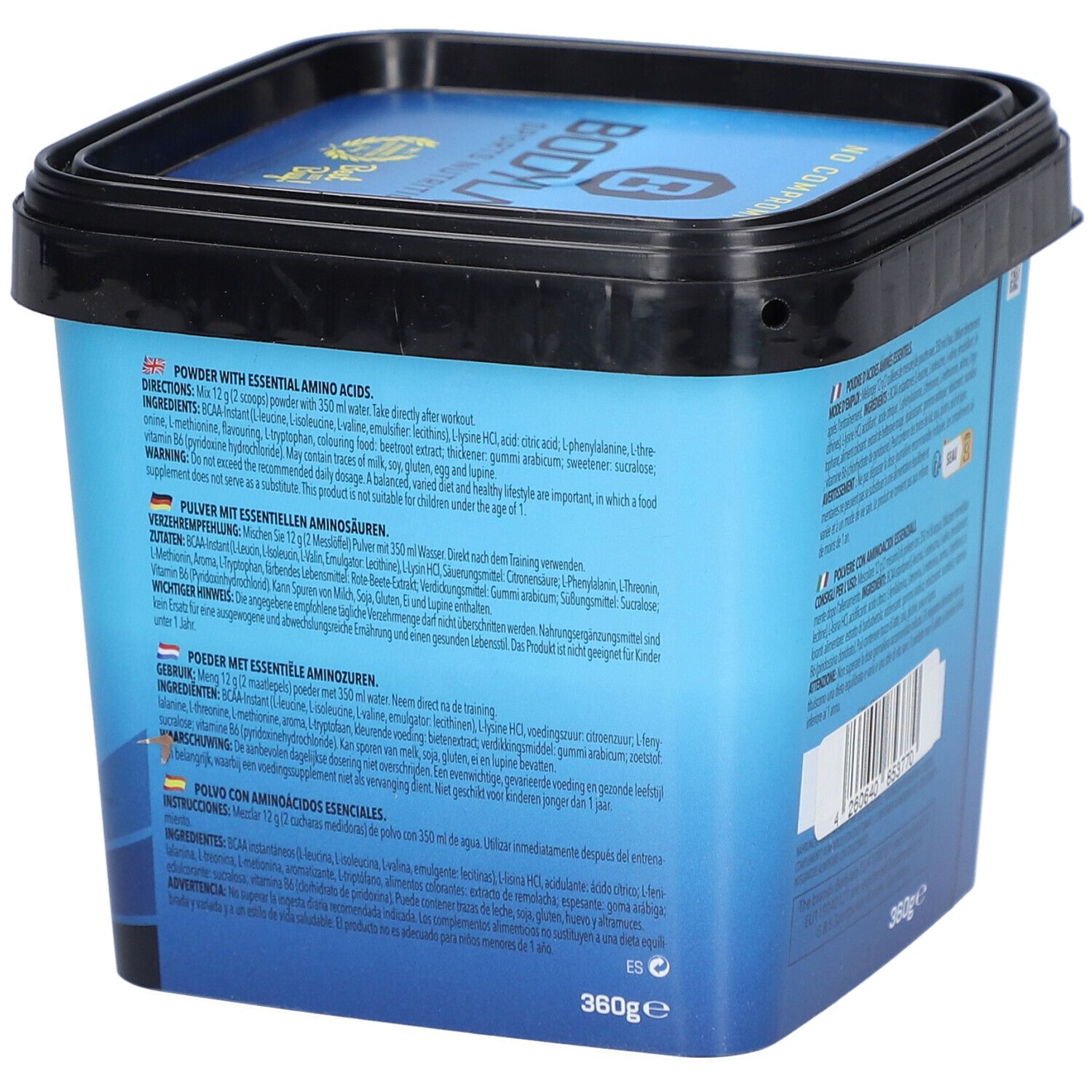 Dos du seau bleu avec couvercle noir. Texte en plusieurs langues. Inscription : BODYLAB EAA Essential Amino Acids, cerise. 360g.