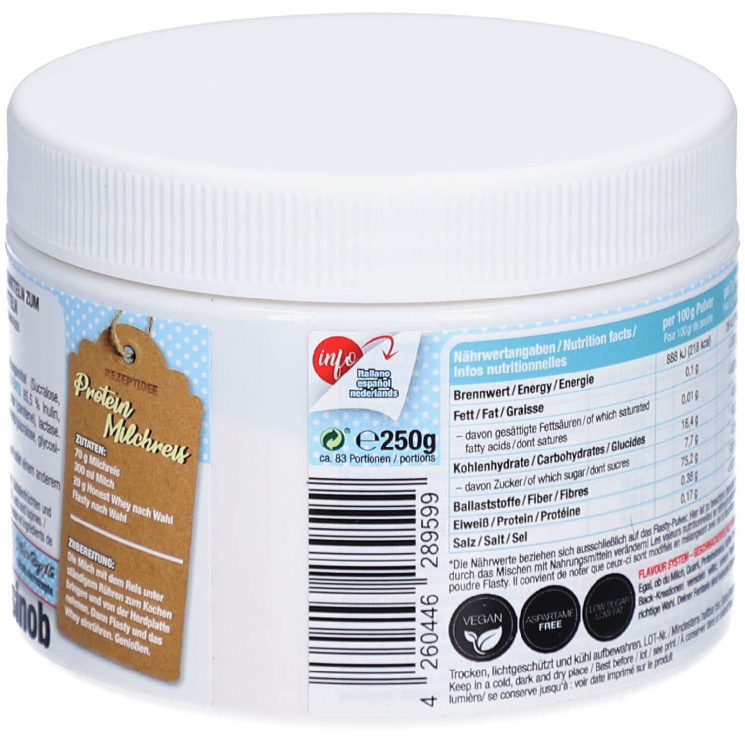 Witte pot met voedingswaarde-informatie. Opschrift "Flasty". Tekst: "Protein Milchreis". Logo's: Vegan, Glutenvrij, Suikervrij.