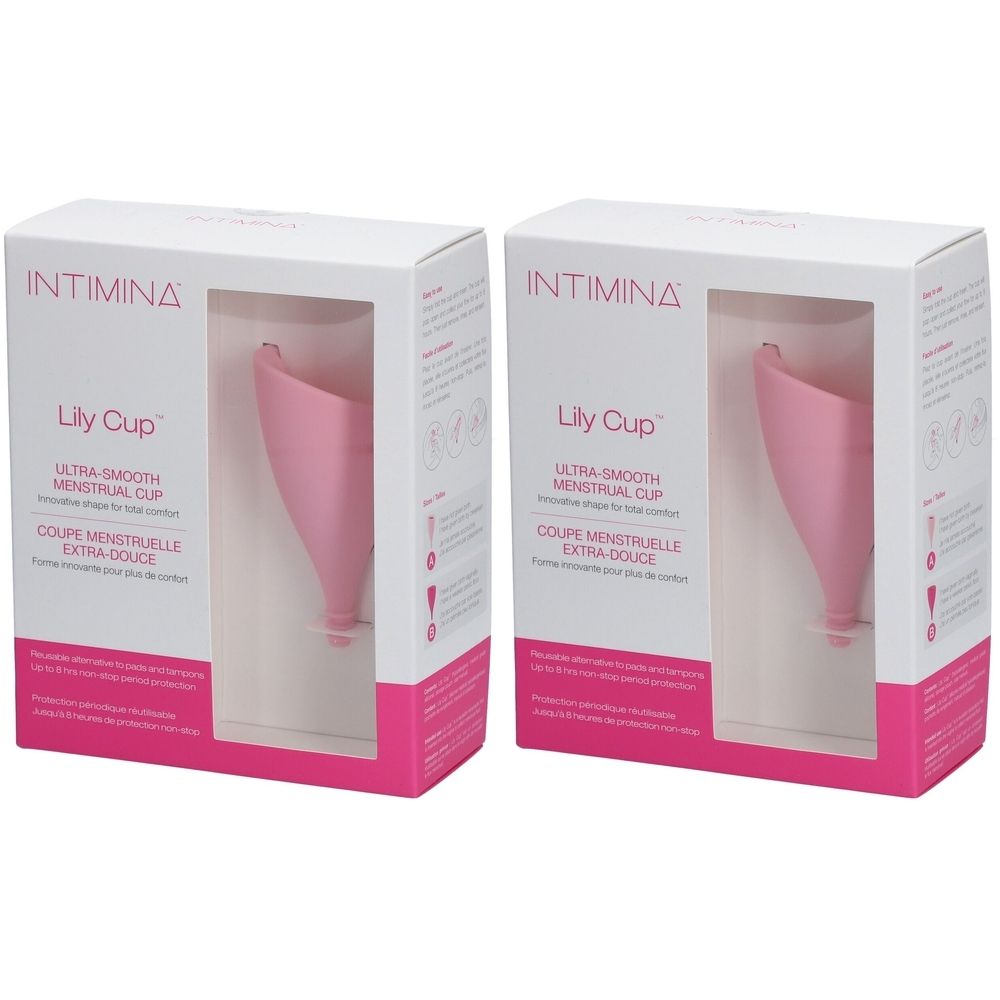 Twee verpakkingen van de Intimina Lily Cup. Roze menstruatiecup in witte doos met venster. Opschrift: Intimina, Lily Cup.