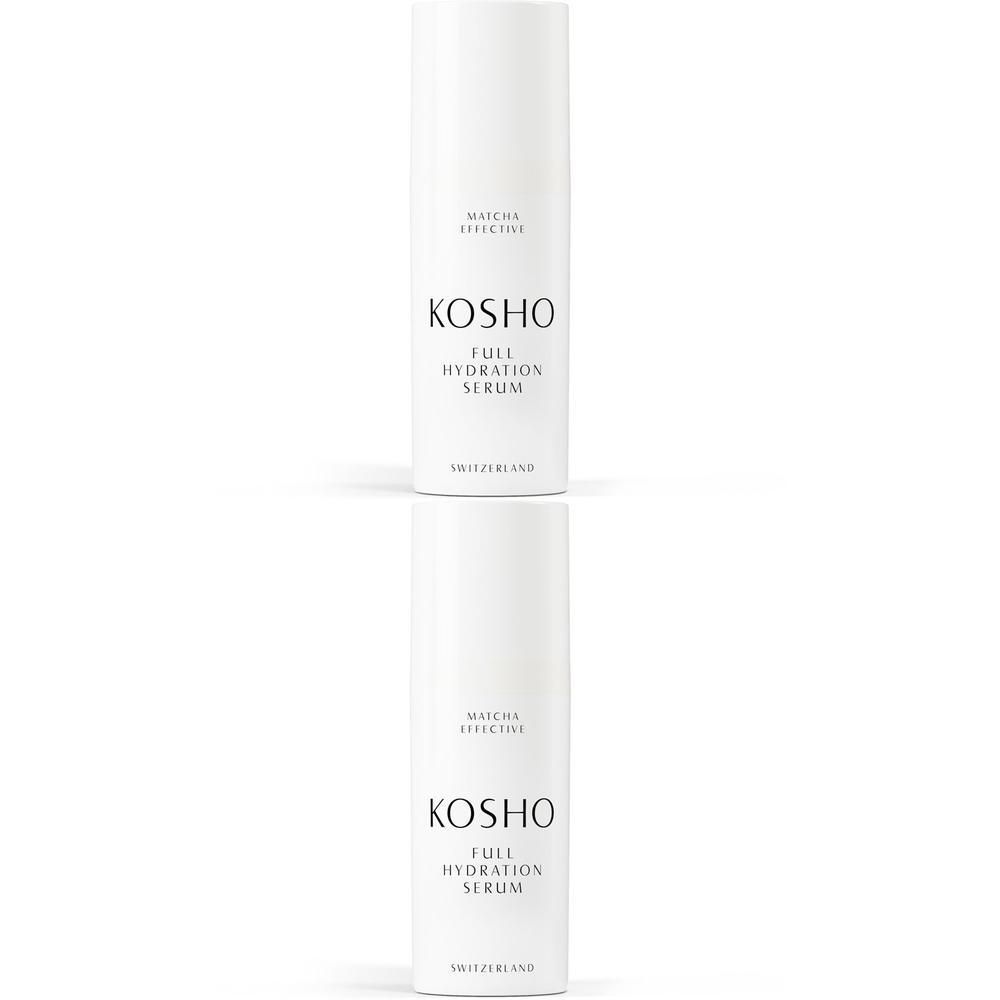 Deux flacons blancs. Inscription: KOSHO, Full Hydration Serum. Texte: Matcha Effective, Switzerland.